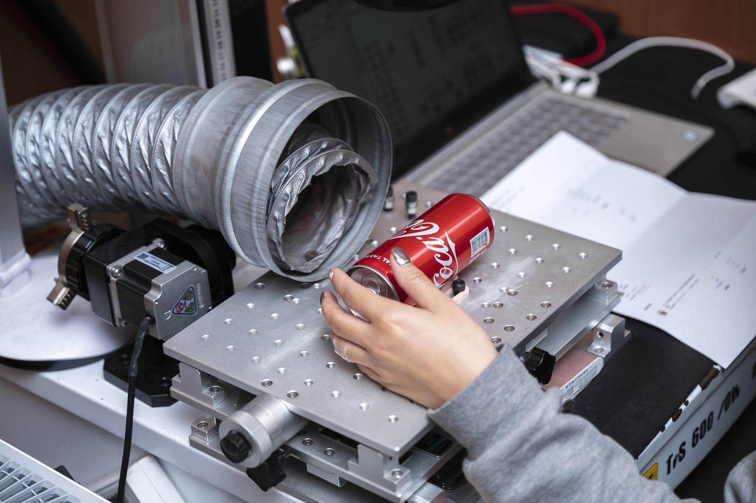 雷射雕刻代工過程